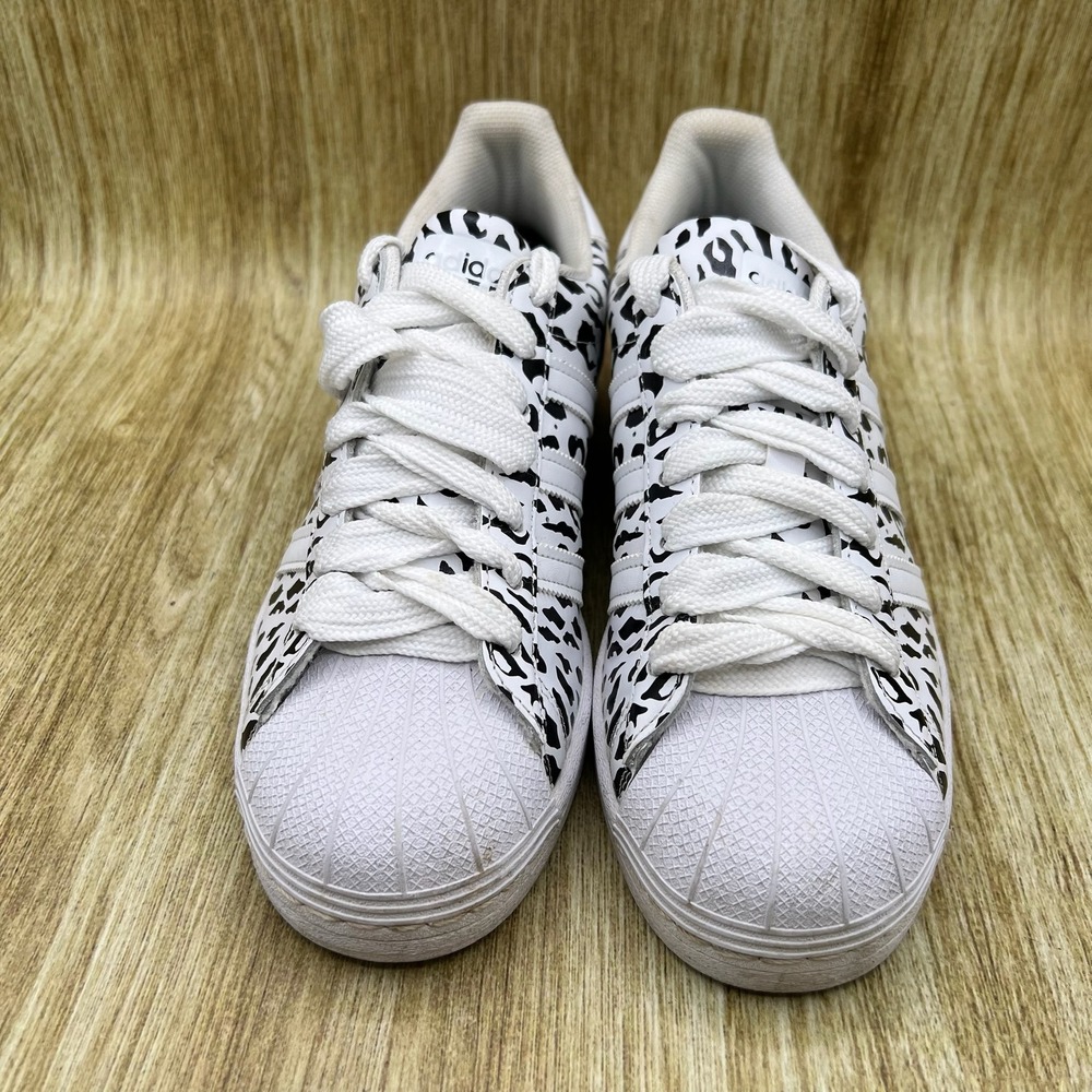 Adidas Superstar Women's Size 8.5 White Cheetah Print Shell Toe Shoes FV3451 - Picture 2 of 10